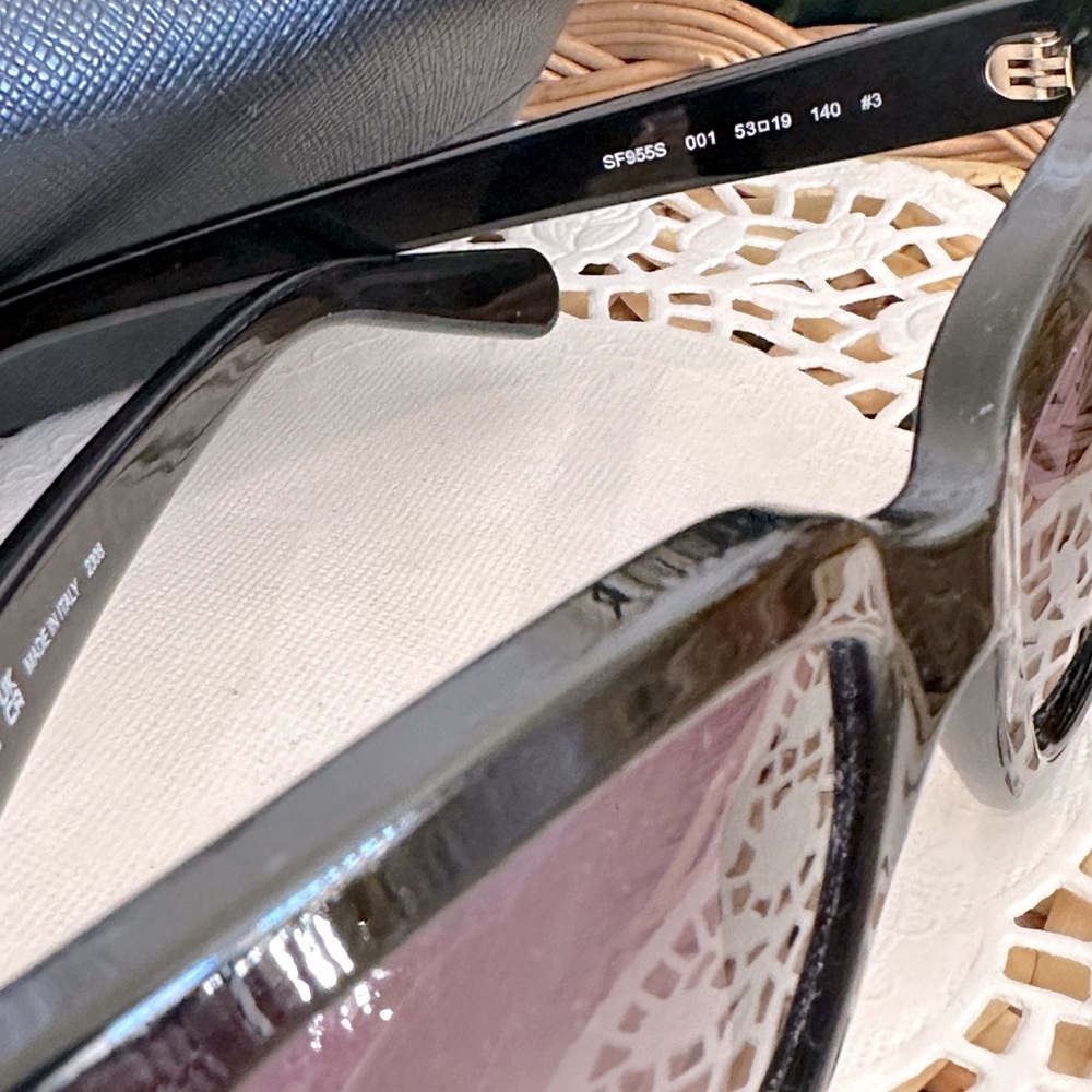 SALVATORE FERRAGAMO Black square sunglasses 53-19-140 mm - Picture 2 of 6